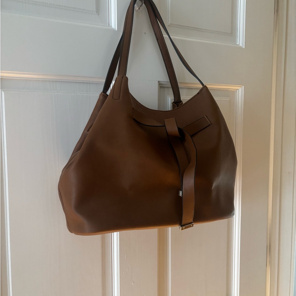 Nine West leather bag 🤎🤍